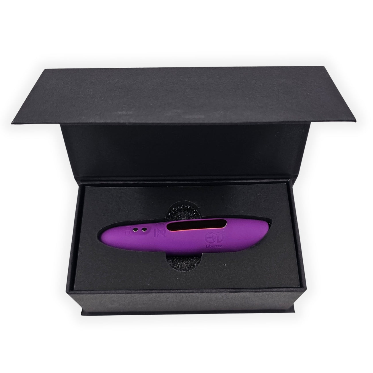 Dia Mini Violet is presented in a discreet and elegant black packaging for enhanced privacy. 