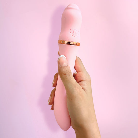 Euporie Rose by Libertee is a powerful pink vibrating massager with flexible neck and multiple settings. Delivers intense vibrations. Ideal for women or couples.